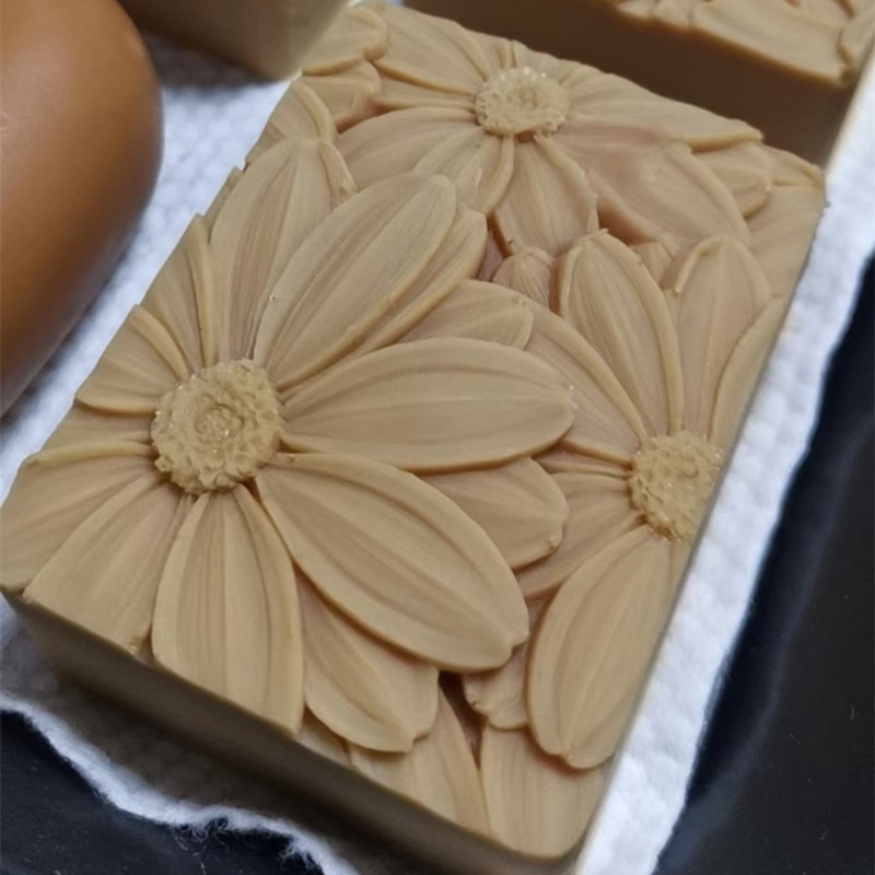 الأحدث!! !3d أنيقة عباد الشمس  - مراجعة Soap Making Book وسعره