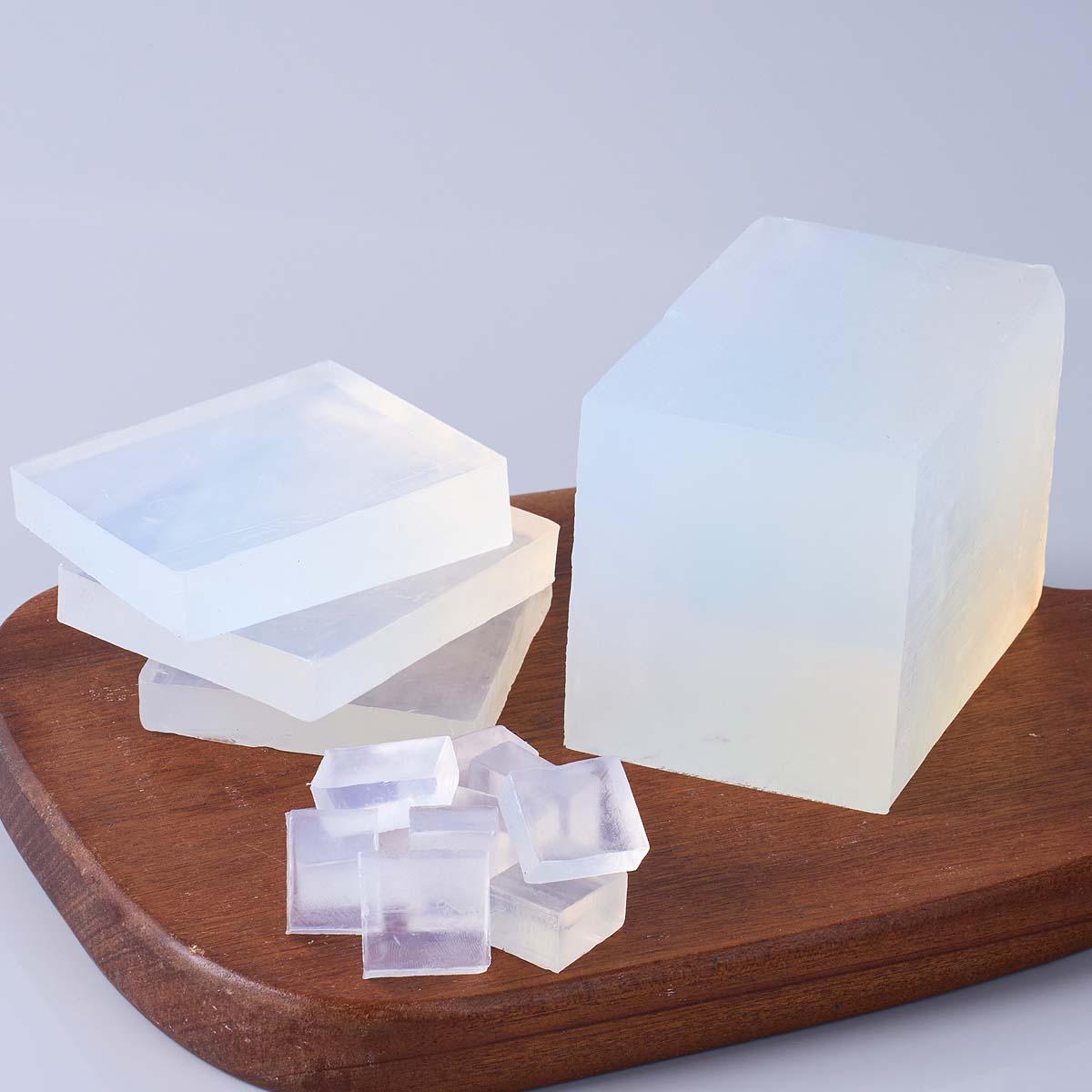 1000 جرام صندوق واضح الأبيض ال - مراجعة Soap Making Book وسعره
